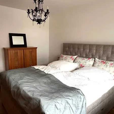 Charming Burgfrieden For 2